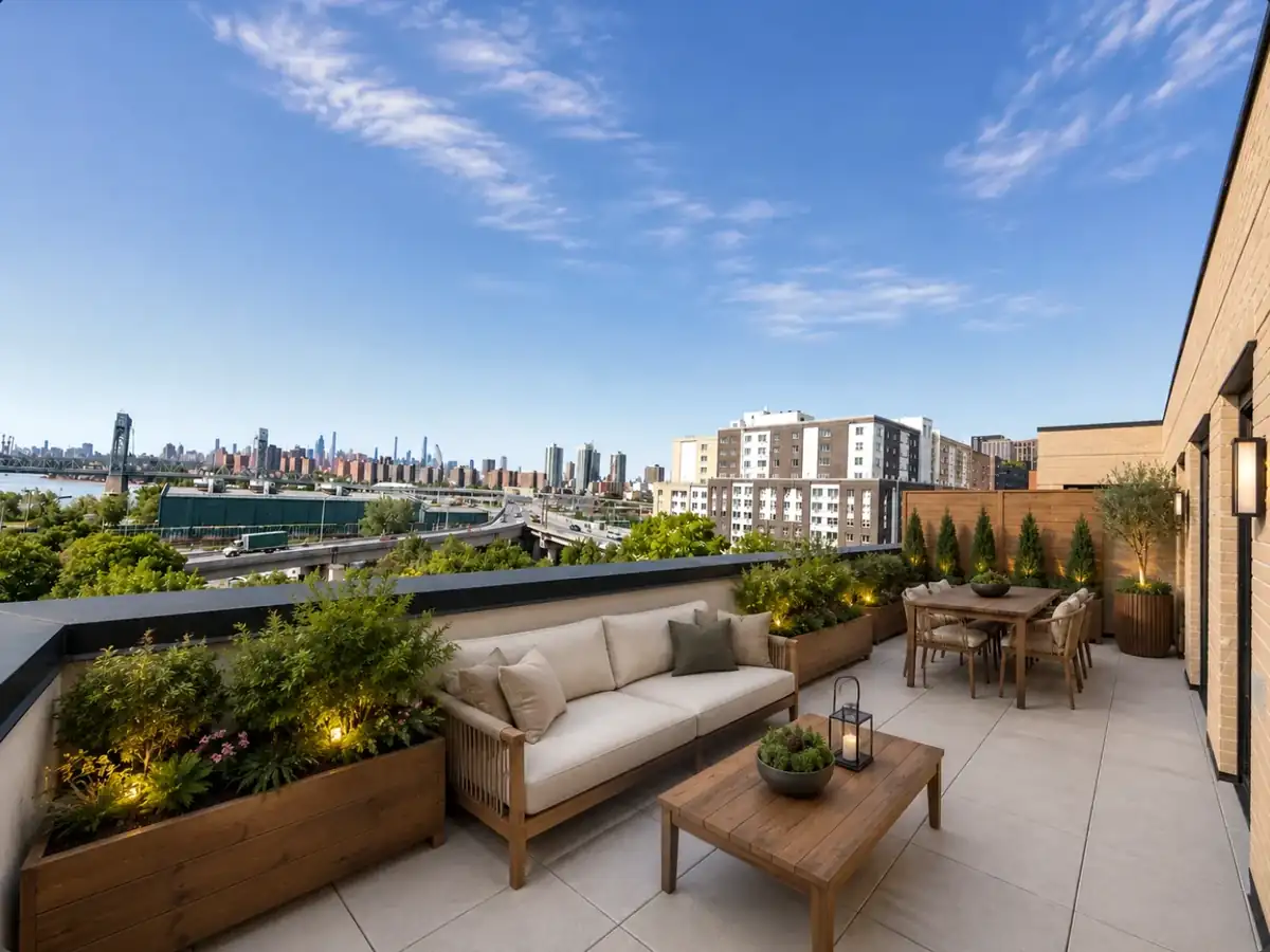 Penthouse 710 large private terrace with skyline views
